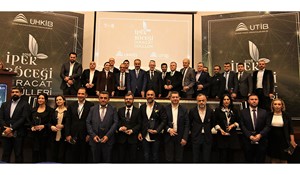 TEKSTİL VE HAZIR GİYİMİN İHRACAT ŞAMPİYONLARI BURSA'DA ÖDÜLLENDİRİLDİ